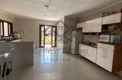 Sobrado 3 Quartos à venda, 243 m² por R$ 850.000 - Jardim dos Ipês - Suzano/SP
