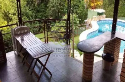 Casa com 4 quartos à venda, 420 m² por R$ 4.250.000 - Caputera - Arujá/SP