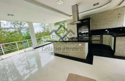 Sobrado com 3 dormitórios à venda, 600 m² por R$ 850.000,00 - Ipelândia - Suzano/SP