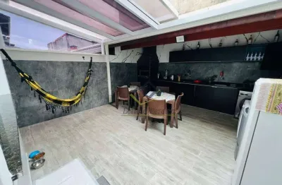 Sobrado com 3 Quartos à venda, 128 m² por R$ 849.000 - Jardim Vitória - Suzano/SP