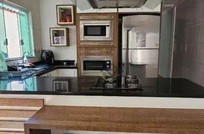 Sobrado com 2 dormitórios à venda, 175 m² por R$ 583.000,00 - Jardim das Flores - Suzano/SP