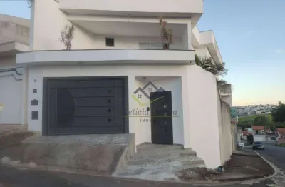 Sobrado com 3 dormitórios à venda, 292 m² por R$ 800.000,00 - Residencial Colinas - Mogi das Cruzes/SP