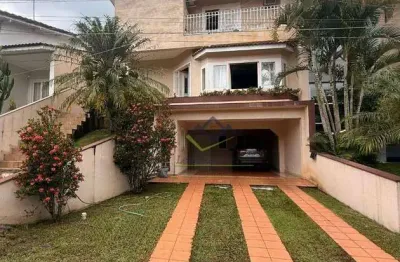 Sobrado com 3 quartos para alugar, 314 m² por R$ 7.703/mês - Parque Residencial Itapeti - Mogi das Cruzes/SP