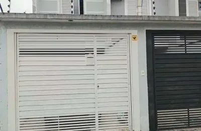 Sobrado a venda, 03 quartos, suíte, quintal, churrasqueira, 02 vagas, parque boturussu, sp