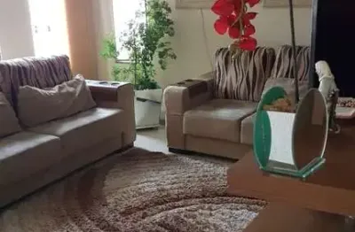 Casa terreá a venda, 03 quartos, 01 suíte, churrasqueira, piscina, 02 vagas, cidade mãe do céu, são paulo