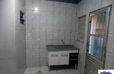 Casa com 1 quarto para alugar em Cangaíba, São Paulo 