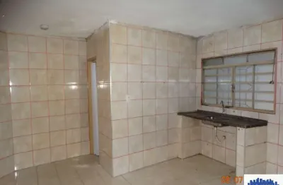 Casa com 1 quarto para alugar em Cangaíba, São Paulo 