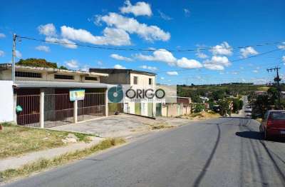 Casa 80m2 - lote 360m2 - loja 105m2- estrutura 2º pavimento - 3 vagas