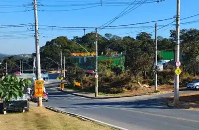 Lote 360m2 - calçamento - água - luz - esgoto - escritura e registro