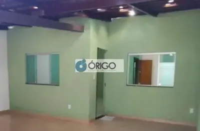 Casa 2 quartos - área de 180m2 - garagem coberta - oportunidade!