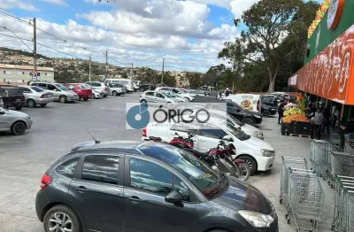 Lote comercial 718m2 - asfalto - água - luz - esgoto - escritura e registro