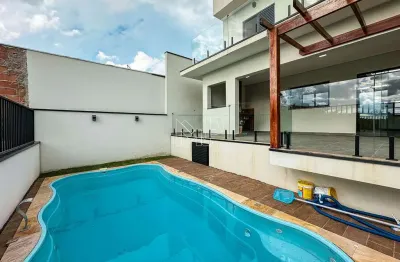 Casa com 4 quartos à venda na Rua Ledair Antonia Ghelfi Campos, Jardim Alice, Jundiaí