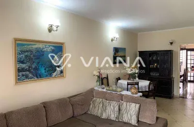 Casa com 3 dormitórios no bairro santo antônio em são caetano do sul.