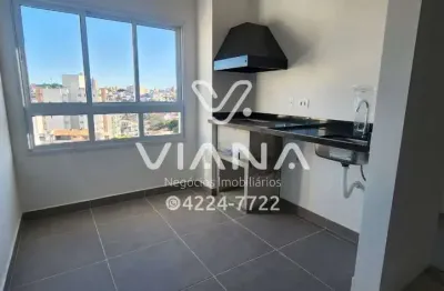 Apartamento à venda com 2 suítes, 2 vagas, sacada gourmet e lazer