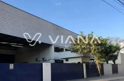 Galpão á venda no jardim triangulo em taboão da serra  são paulo