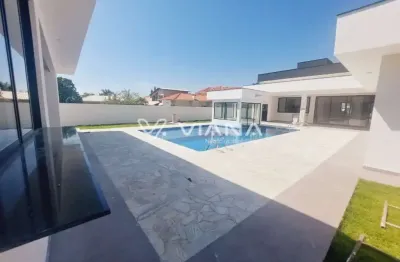 Casa térrea nova à venda em condomínio fechado com 4 suítes na cidade de itú /sp.