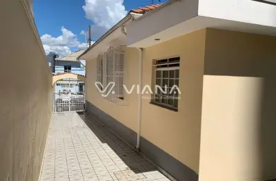 Casa térrea 2 dormitórios no bairro santa paula com amplo quintal e 2 vagas - são caetano do sul