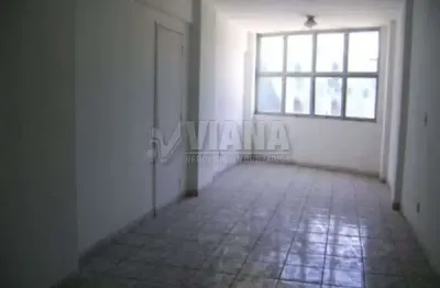 Sala comercial à venda,Localizada no centro de São Caetano do Sul.