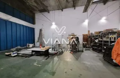 Barracão / Galpão / Depósito com 1 sala para alugar na Rua Benjamin Constant, --, Santa Paula, São Caetano do Sul