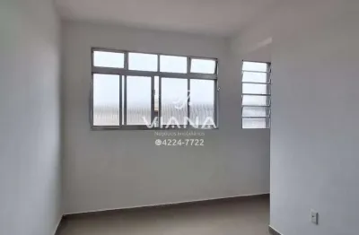 Casa para alugar com 195m², 3 quartos e 1 vaga no bairro Mauá em São Caetano do Sul