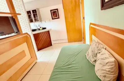 Apartamento à venda, 1/4, 50m2, varanda, porteira fechada, candeal