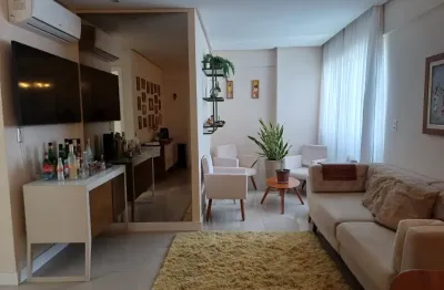 Apartamento à venda 2/4, 62m2, varanda integrada, vaga de garagem