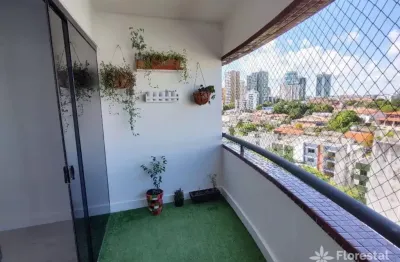 Apartamento à venda, 2/4, suíte, varanda, 02 vagas de garagem