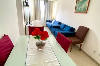 Apartamento à venda 2/4, 02 banheiros, área de serviço