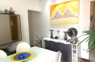 Apartamento à venda 3/4, banheiro social, área de serviço, nascente