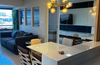 Apartamento para locação, 2/4, suíte, varanda integrada c/ espaço gourmet, mobiliado, 70m2, vaga de garagem