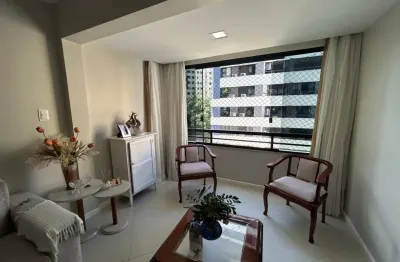 Apartamento à venda 3/4, suíte, dependência, 02 vagas garagem