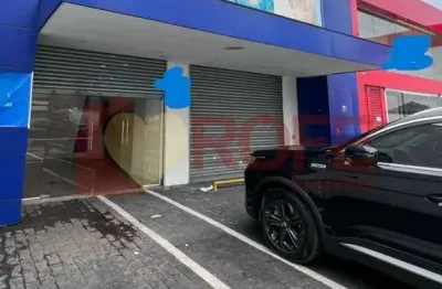 Ponto comercial com 1 sala para alugar na Alameda dos Nhambiquaras, 502, Moema, São Paulo