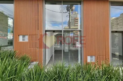 Loja à venda, 31m², contra piso, fachada ativa, 1 banheiro. brooklin