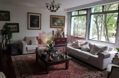 Apartamento a venda na bela vista, 170 m úteis, 3 dts ( suite ), 1 vaga, local maravilhoso!