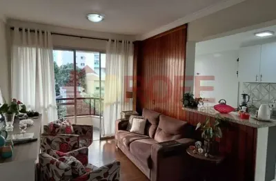 Apartamento à venda 62m², 2 quartos sendo 1 suíte, 2 varandas, 1 vaga demarcada. campo belo.