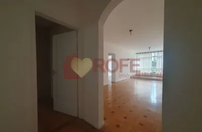 Apartamento espaçoso em pinheiros, com 3 dorm. e vaga de garagem