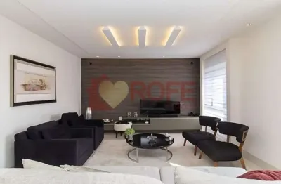 Apartamento de 210m² com 3 suítes em excelente condomínio clube da vila olímpia