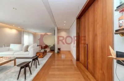 Apartamento com 4 suítes à venda, 367m² em moema pássaros, a poucas quadras do parque ibirapuera