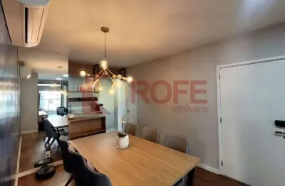 Apartamento com 3 quartos à venda na Avenida Lavandisca, 627, Moema, São Paulo