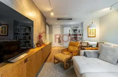 Apartamento reformado a venda com 2 suítes, 117m², no itaim bibi