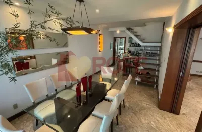 Casa de vila de 201m2, com 4 dorms, sendo 1 suite e 2 vagas, c/ cancela na rua no campo belo