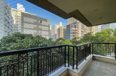 Espaçoso e aconchegante seu jardim suspenso e privativo no bairro do paraíso