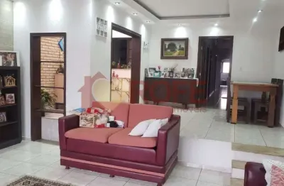 Casa com 4 dormitórios à venda, 300 m² por r$ 1.800.000,00 - chácara canta galo - cotia/sp