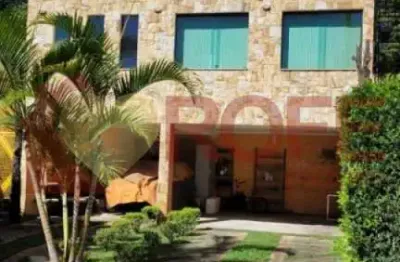 Casa com 4 dormitórios para alugar, 379 m² por r$ 8.668,02/mês - parque paulistano - cotia/sp