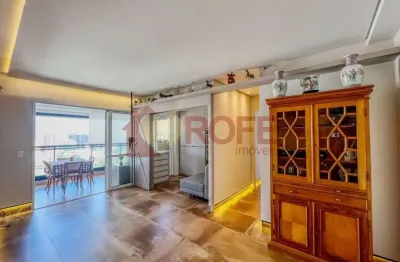 Apartamento de 70 m² com 2 quartos, 1 suíte e 2 vagas de garagem. andar alto. street
