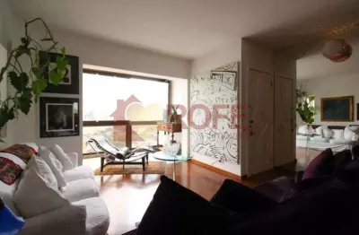 Apartamento amplo com 3 quartos, 1 suíte, 151m2 e 2 vagas de garagem à venda na vila nova conceição.