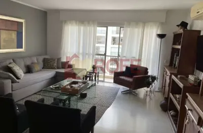 Apartamento espaçoso de 170m² com 4 dormitórios e lazer completo em condomínio exclusivo