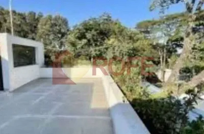 Casa de alto padrão - condomínio - 689 m² de área total, 4 dormitórios, 4 vagas