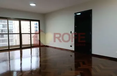 Maravilhoso apartamento   3 dormitórios  3 vagas  próximo ao metro  moema