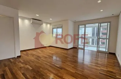 Apartamento reformado com 3 suítes, 2 vagas e com 124m² - moema